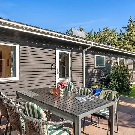 Holiday home Stunning In Lokken With Kitchen