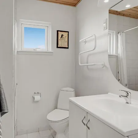 Stunning In Lokken With Kitchen Holiday home Gronhoj (Nordjylland)